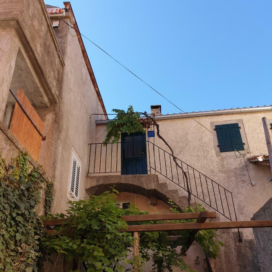 Apartment Marina Valun Exterior foto